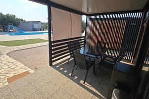 2-Zimmer-Ferienwohnung Pirovac 2-Zimmer-Ferienwohnung Pirovac, Sibenik (A-24299-a)