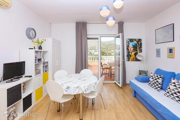 Апартаменты у моря Шпарадичи - Šparadići, Шибеник - Šibenik - 24300