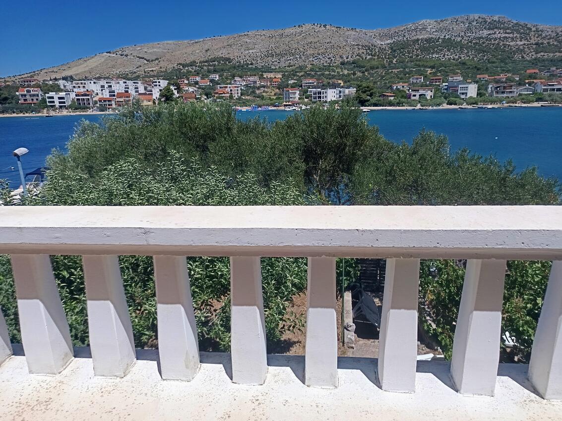 Leiligheter ved sjøen Grebastica, Sibenik - 24300