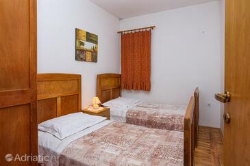 Ferienwohnungen am Meer Sparadici, Sibenik - 24300