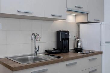 Apartmani i sobe uz mere Palit, Rab - 24303