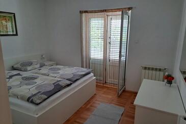 Apartments and rooms by the sea Palit, Rab - 24303