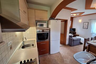 Ház családok részére parkolóhellyel Maovice, Zagora - 24306