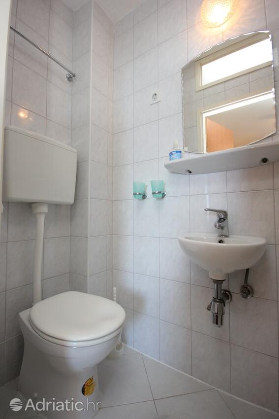 S-2431-b - Alloggi privati - Appartamenti e camere accanto al mare Comisa - Komiža, Lissa - Vis