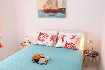 Appartamenti con parcheggio Pakostane, Biograd - 24315