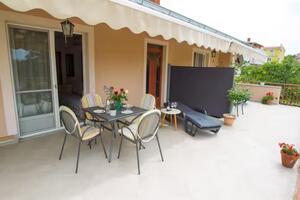 Apartamente cu parcare Pakostane, Biograd - 24315