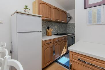 Apartmaji s parkingom Vir - 24319