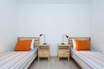 Leiligheter ved sjøen Mandre, Pag - 24320