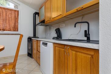 Apartmani uz more Lokva Rogoznica, Omiš - 24321