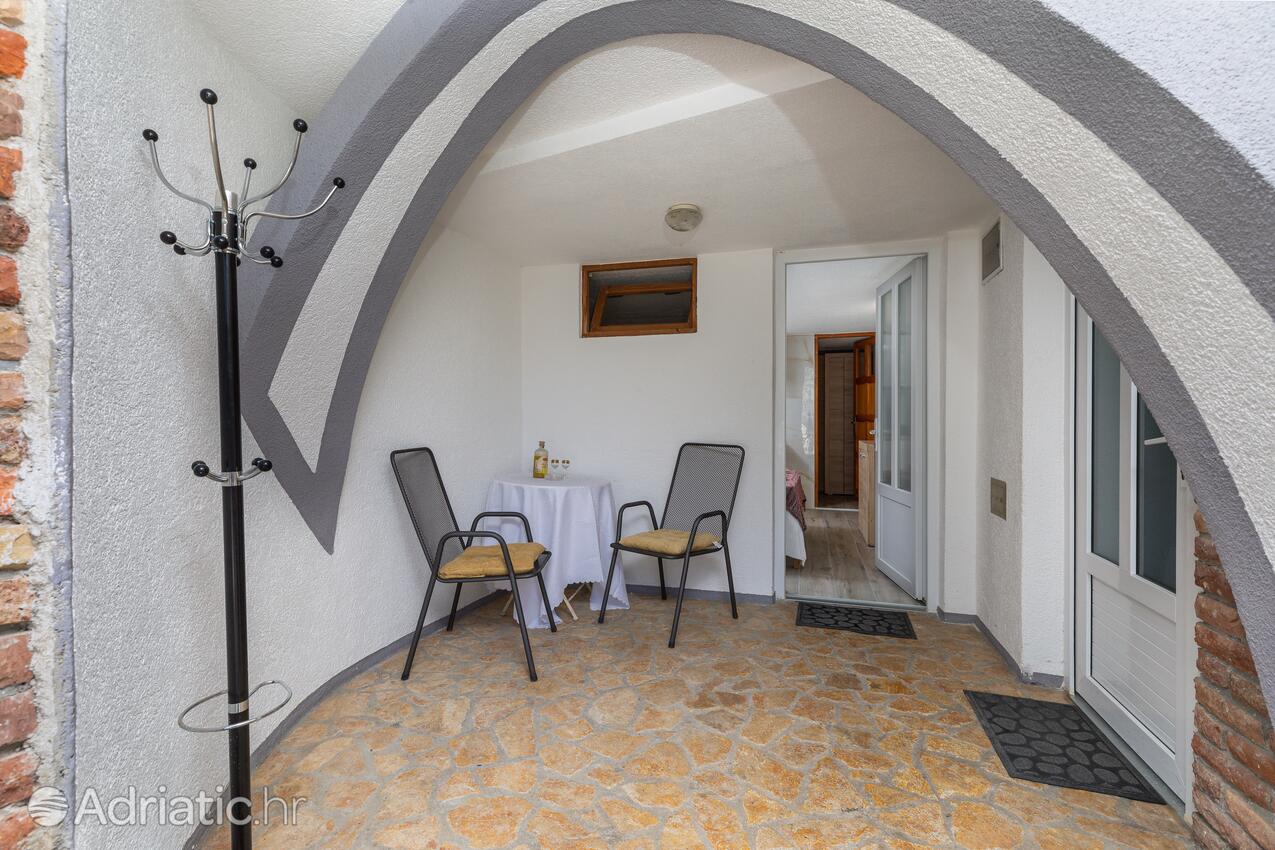 Apartments by the sea Lokva Rogoznica, Omiš - 24321