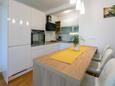 Selce, Eetkamer in accommodatietype apartment, WiFi.