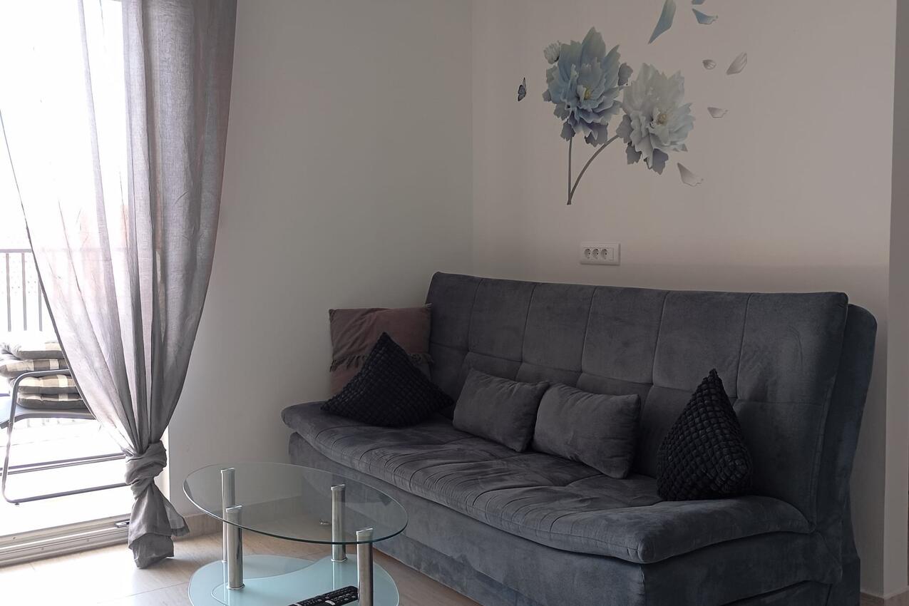 A-24324-a - Alloggi privati - Appartamenti con parcheggio Mravince, Spalato - Split