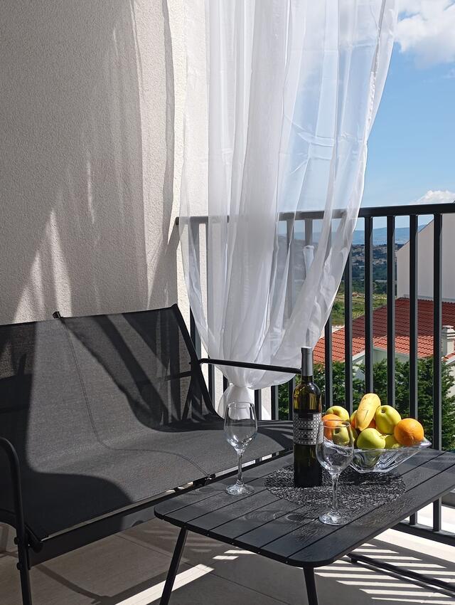 A-24324-a - Alloggi privati - Appartamenti con parcheggio Mravince, Spalato - Split