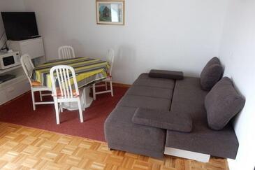Žman, Гостиная в размещении типа apartment, WiFi.