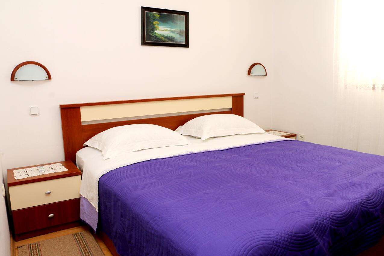 Appartamenti e camere accanto al mare Kukljica, Ugliano - Ugljan - 24327