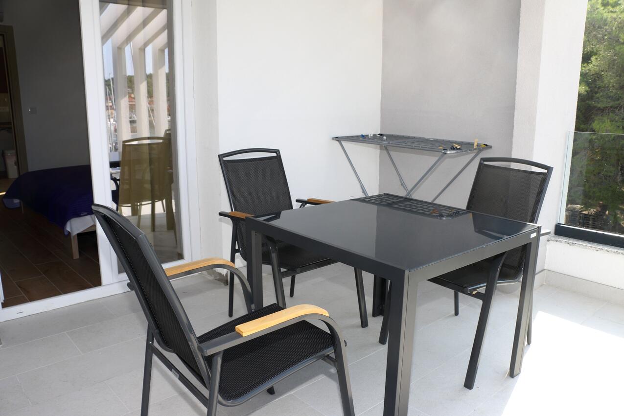 Apartmani i sobe uz more Kukljica, Ugljan - 24327