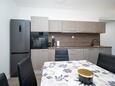 Vir - Lozice, Kitchen in the apartment, WiFi.