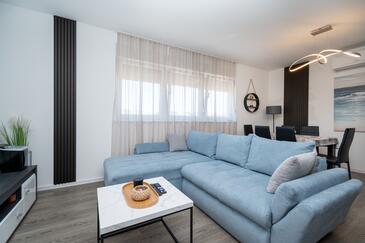 Vir - Lozice, Stue i overnattingstype apartment, WiFi.