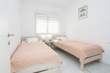 Apartmanok parkolóhellyel Vir - 24331