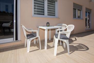 Apartmanok parkolóhellyel Vir - 24331