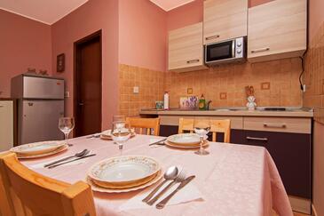 Ferienwohnungen mit Internet Vodnjan, Fazana - 24332