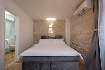 Apartmaji ob morju Trogir - 24338