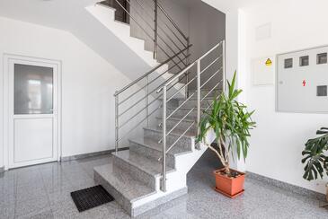 Sobe s privatnim parkingom Rijeka - 24339