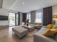 Trogir, Wohnzimmer in folgender Unterkunftsart house, Klimaanlage vorhanden und WiFi.