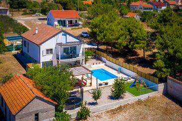 Dom s bazénom pre rodinu Vrpolje, Šibeník - Šibenik - 24345 Adriatic.hr