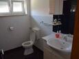 Sinj, Badkamer 1 in accommodatietype house, WiFi.