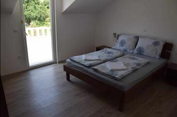 Ház családok részére medencével Sinj, Zagora - 24347