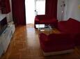 Sinj, Woonkamer in accommodatietype house, airconditioning beschikbaar en WiFi.