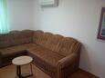 Rovanjska, Obývací pokoj v ubytování typu apartment, s klimatizací a WiFi.