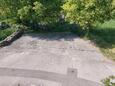 Rovanjska, Paklenica, Parkoviště 24348 - Ubytování s kamenitou pláží.