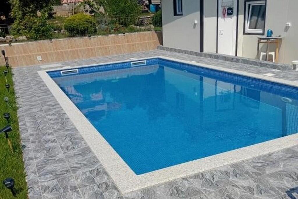 Ferienwohnungen mit Pool Sukosan, Zadar - 24349