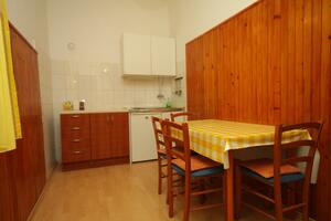 Tweekamerappartement Vis (A-2435-c)