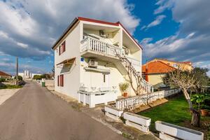Apartamente cu parcare Vrsi - Mulo, Zadar - 24353