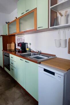 Ferienwohnungen mit Parkplatz Biograd na Moru, Biograd - 24355