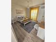 Zabrđe, Bedroom 2 in the house, air condition available and WiFi.