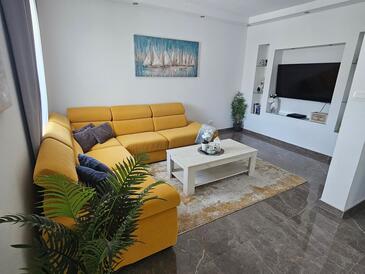 Zabrđe, Living room in the house, air condition available and WiFi.