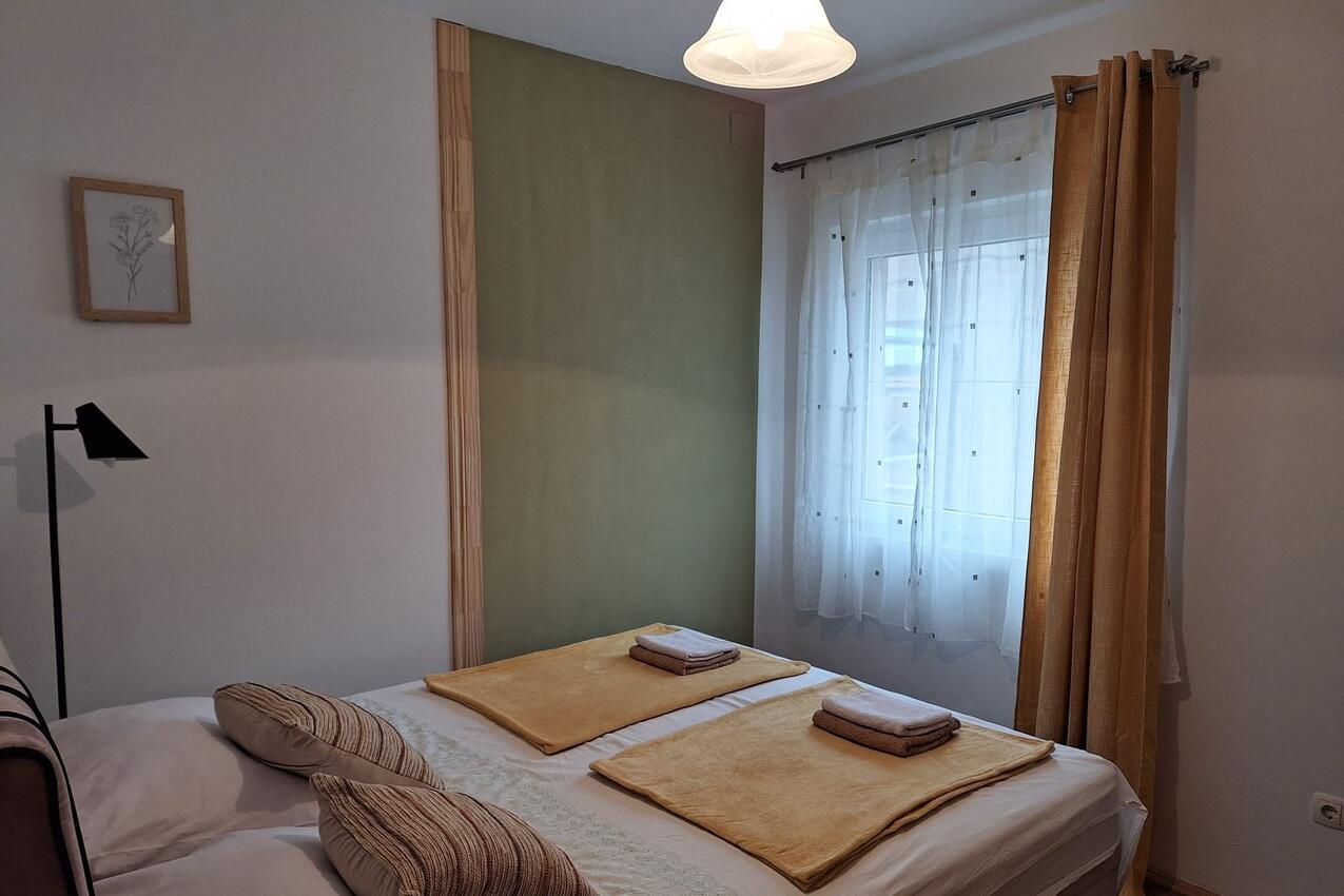 Ferienwohnungen mit Parkplatz Biograd na Moru, Biograd - 24357