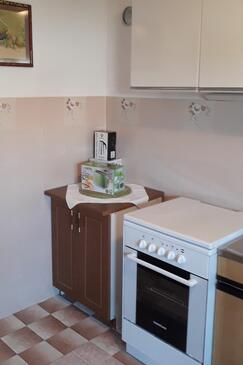 Appartamenti con parcheggio Lissa - Vis - 2436