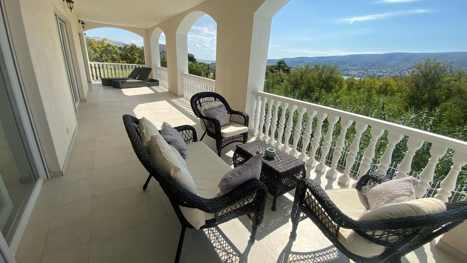 Apartamentos con piscina Pag - 24360