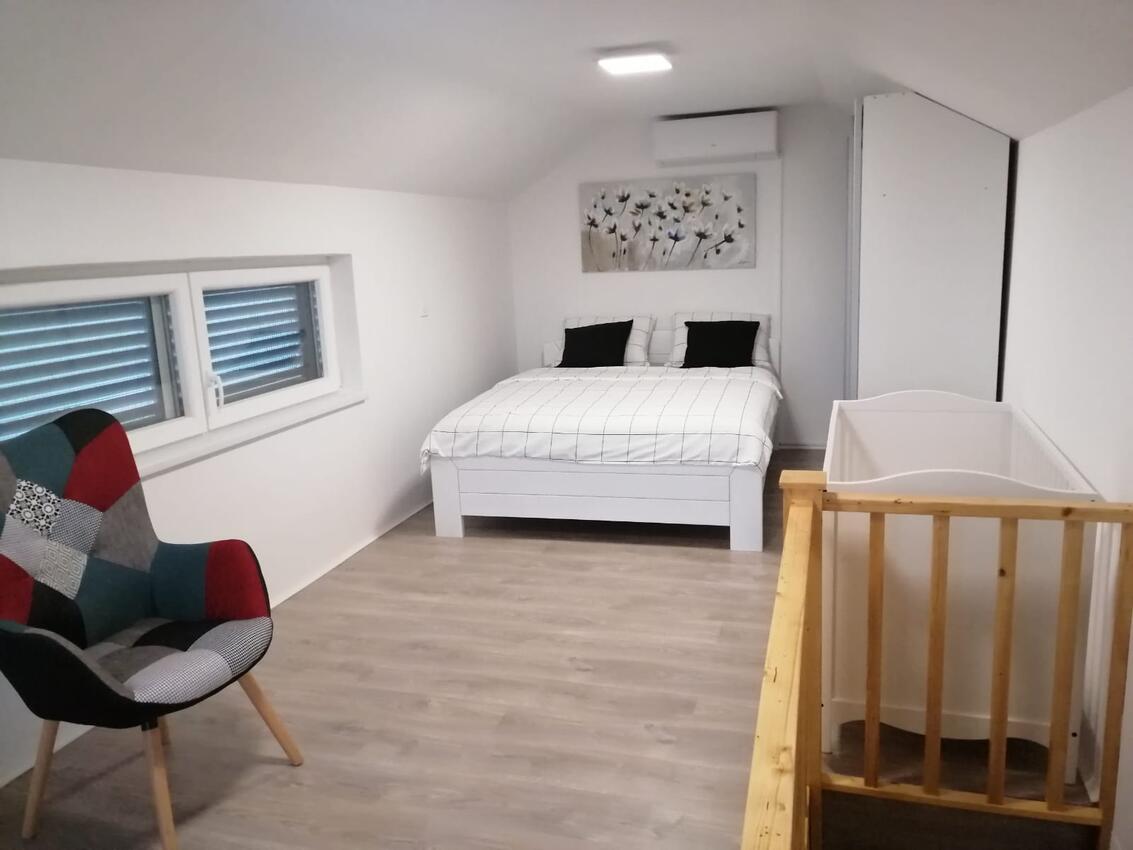 Appartamenti e camere con parcheggio Promontore - Premantura, Medolino - Medulin - 24363
