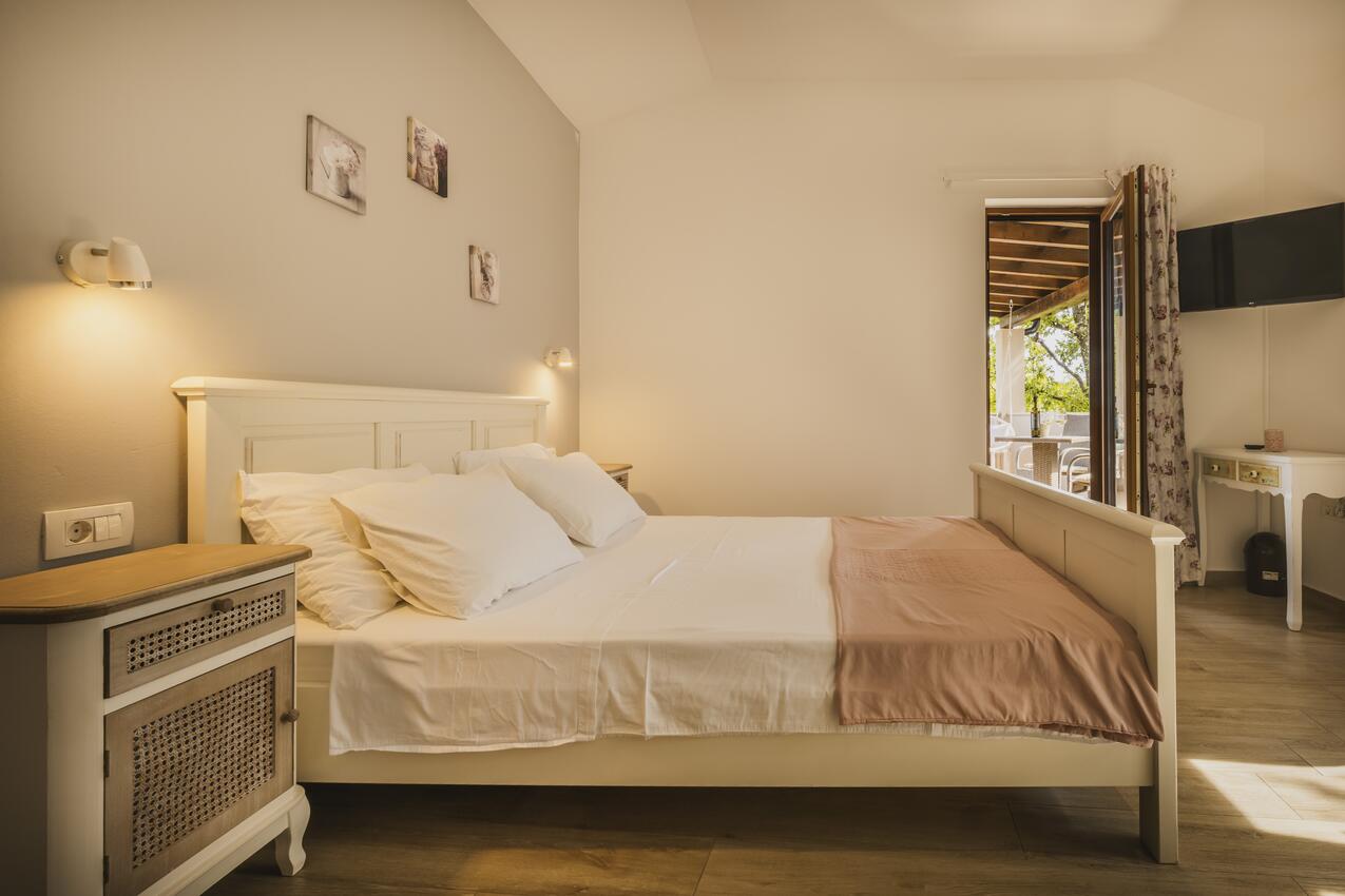 Zimmer mit privatem Parkplatz Rošini, Porec - 24364