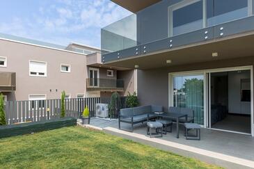 Apartamentos con parking Porec - 24365