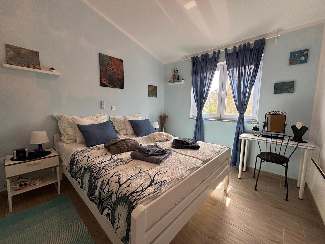 Ferienwohnungen mit Parkplatz Lukoran, Ugljan - 24366