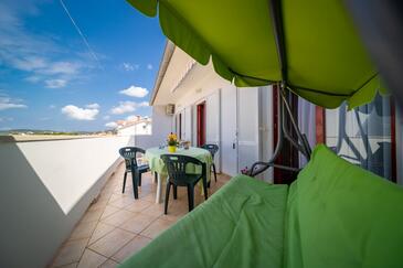 Apartmaji s parkingom Rab - 24367 Adriatic.hr