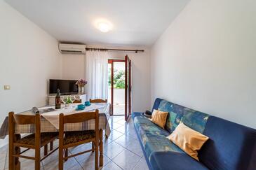 Appartementen met parkeerplaats Rab - 24367