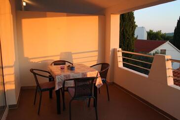 Apartments by the sea Pirovac, Šibenik - 24368